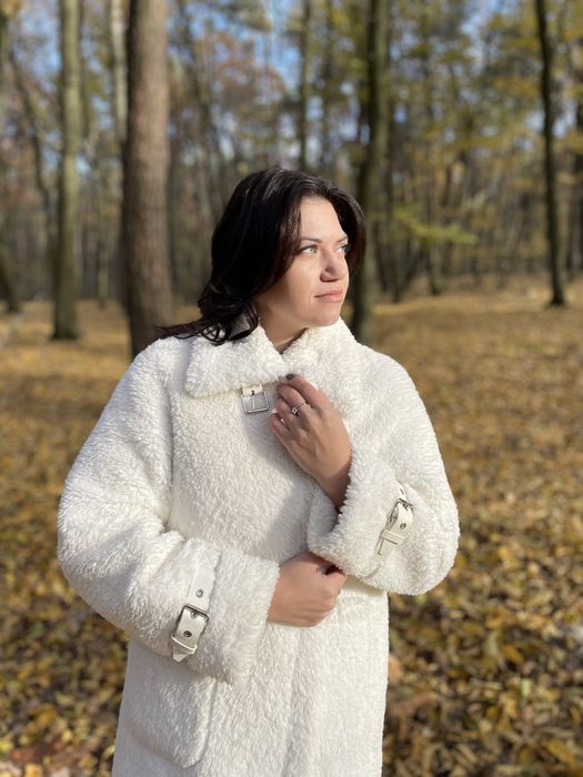 Шуба, дублянка біла, штучне хутро