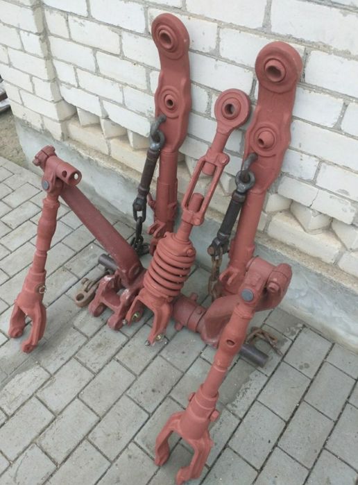 Навіска трактора т -50 дт-75 продається все разом