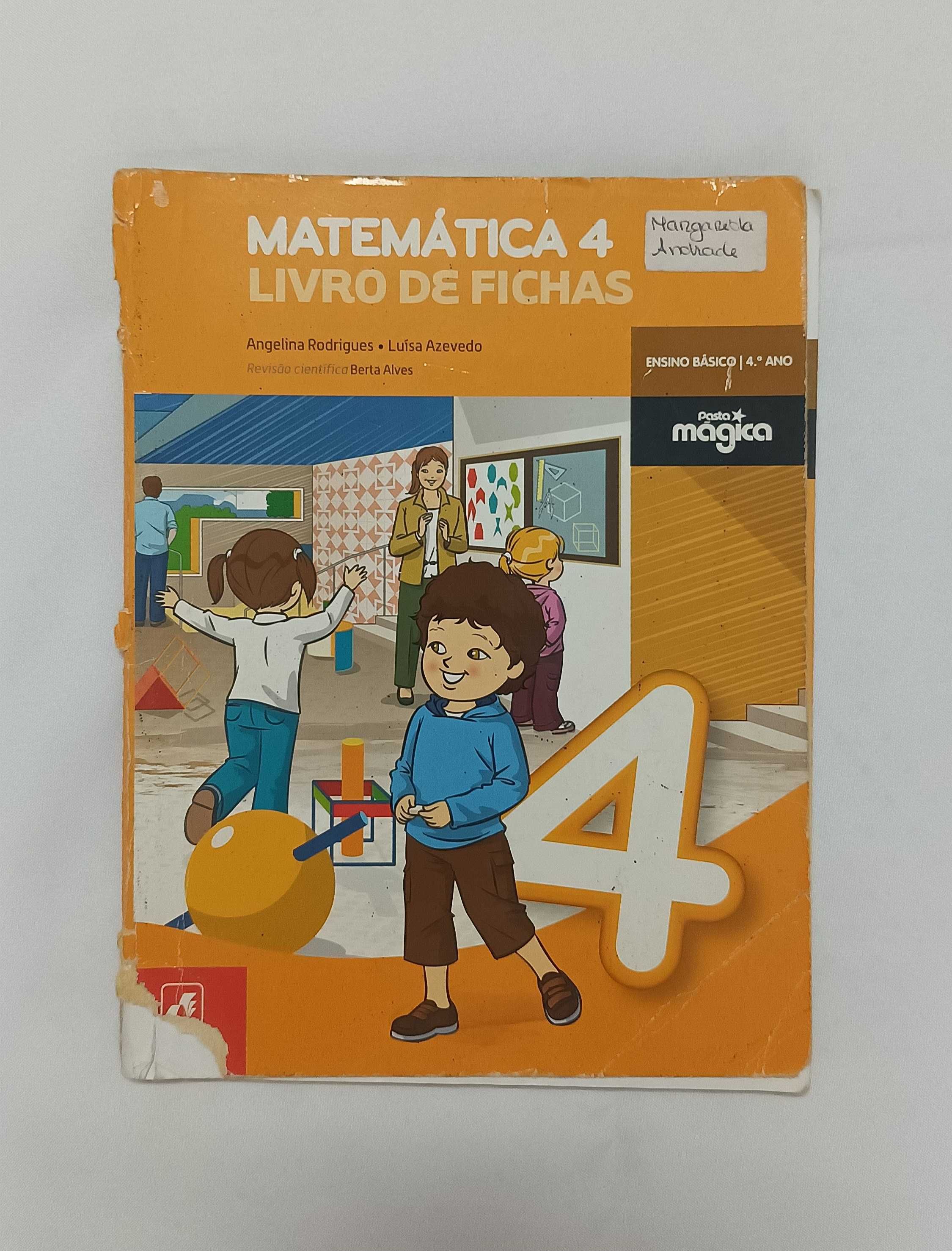 Cadernos de exercícios Português e Matemática 4º ano