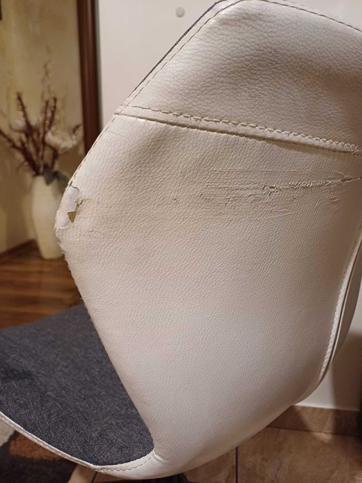 Krzeslo obrotowe dla dziecka