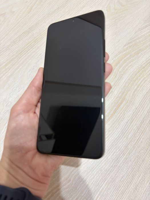 Продам Poco F6Pro 12/512 Gb Глобальна версія