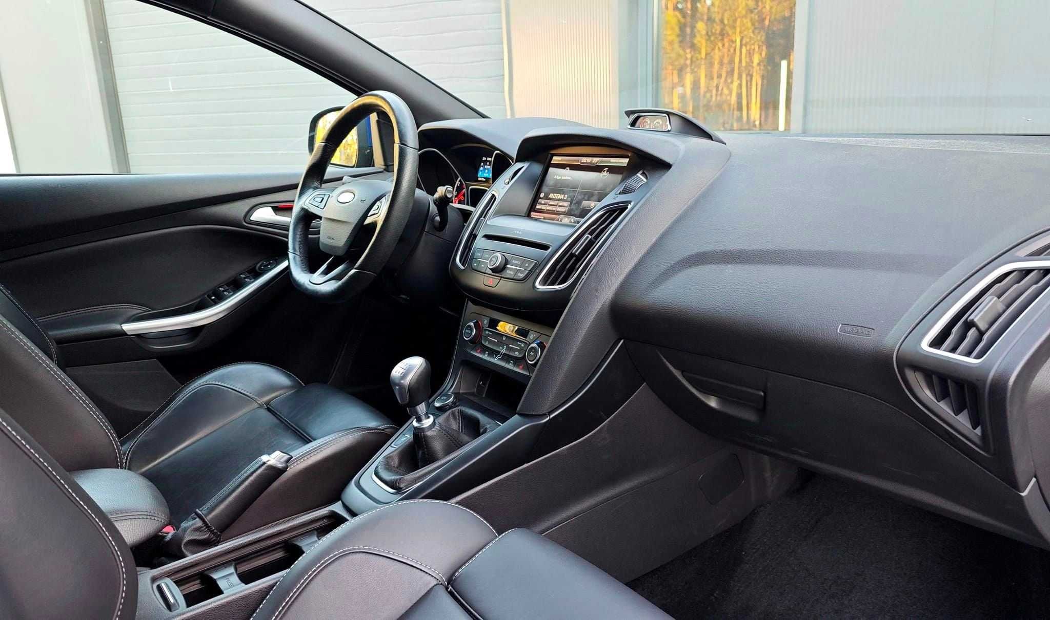 Ford Focus ST 250CV