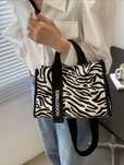 Torebka zebra dlugi pasek