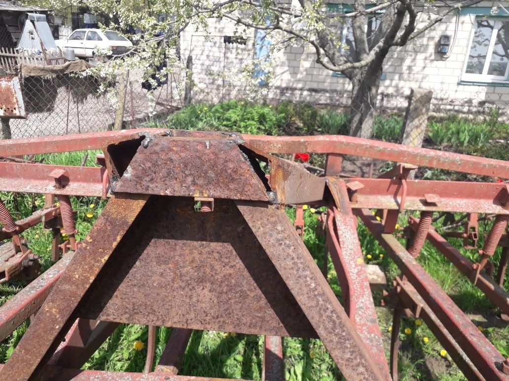 Продам культиватор