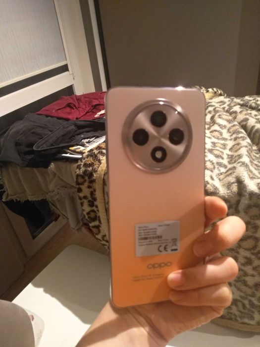 oppo reno 12 fs pomaranczowy