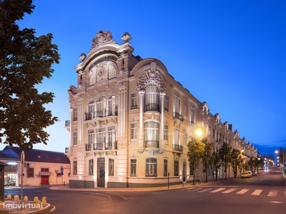 Apartamento T4 com varanda em novo empreendimento em Marvila