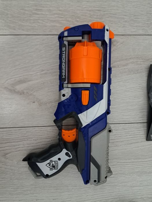 Wyrzutnia Nerf Modulus Recon MK II z dodatkami + Nerf Elite Magnus