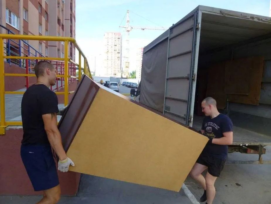 5метровГрузоперевозки  домашние переезды доставка мебель  евакуация