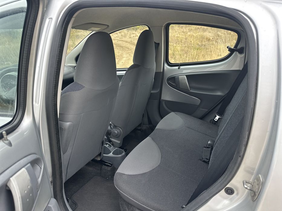 Peugeot 107 1.0 - Em muito bom estado