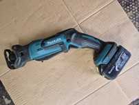 Makita DJR186 piła szablasta z bateria 3ah