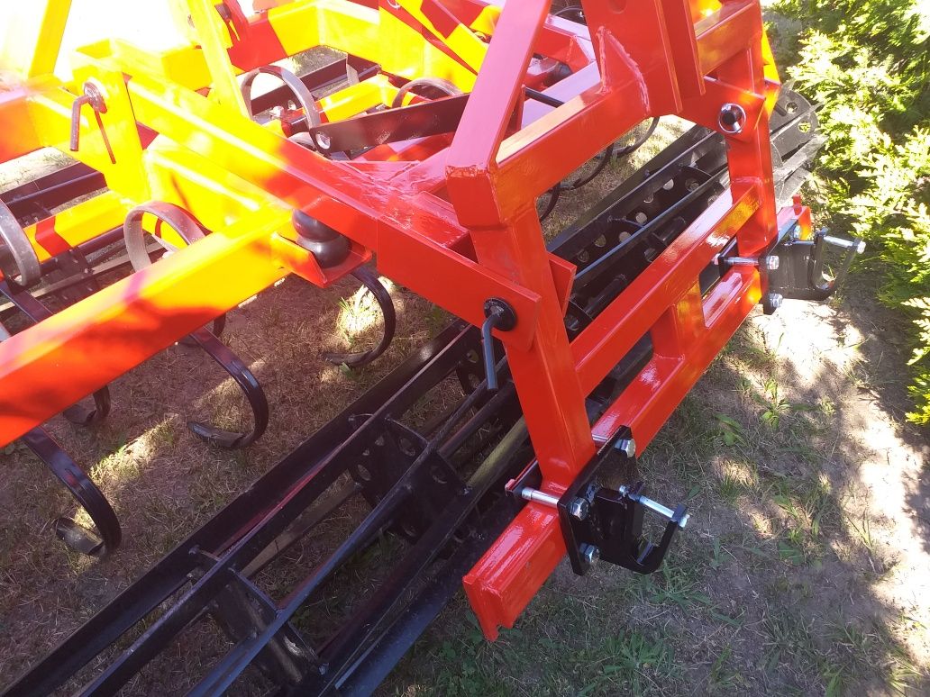 Agregat  uprawowo-siewny 3 m.