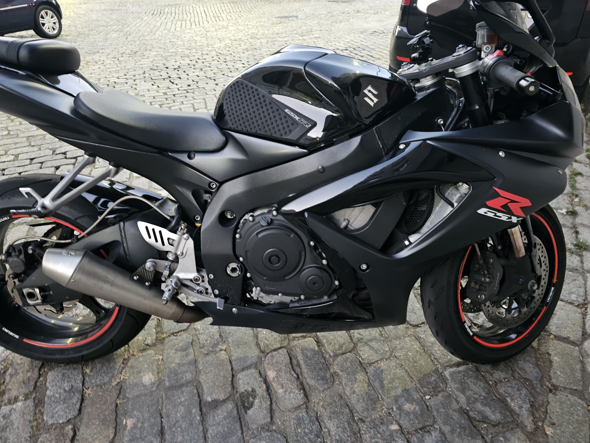 Vendo Suzuki Gsxr 750 k7 ou troco
