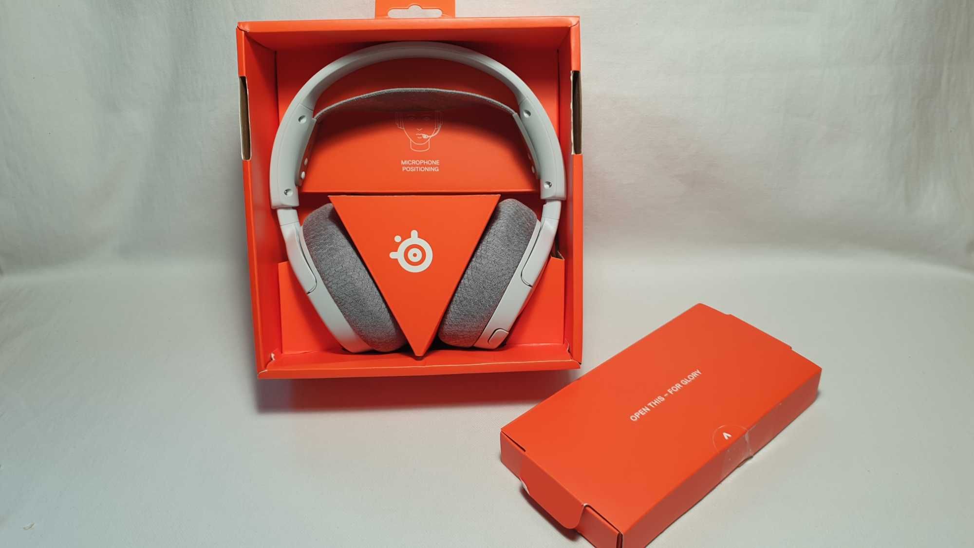 Słuchawki przewodowe SteelSeries Arctis Nova 1 WHITE - NOWE.