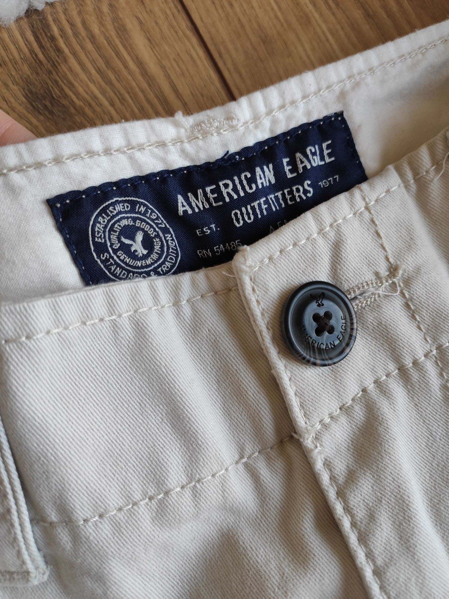 Rozmiar S męskie spodenki American Eagle chinos