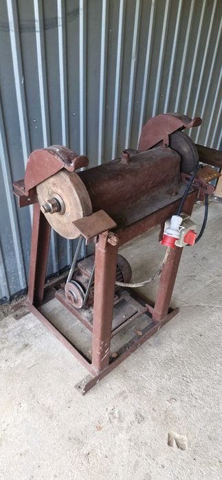 Sprzedam duża szlifierke stolowa