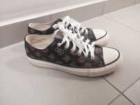 Buty sportowe Guess 39