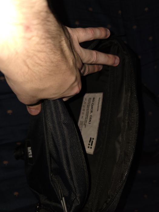 Продам сумку Riot Division CIVIL MIDDLE CROSSBODY BAG GEN.1st