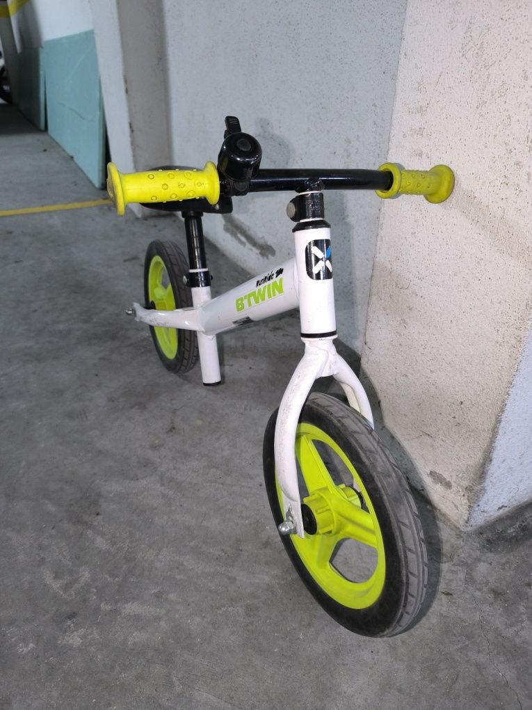Bicicleta de aprendizagem Btwin Runride 100 3 a 5 anos