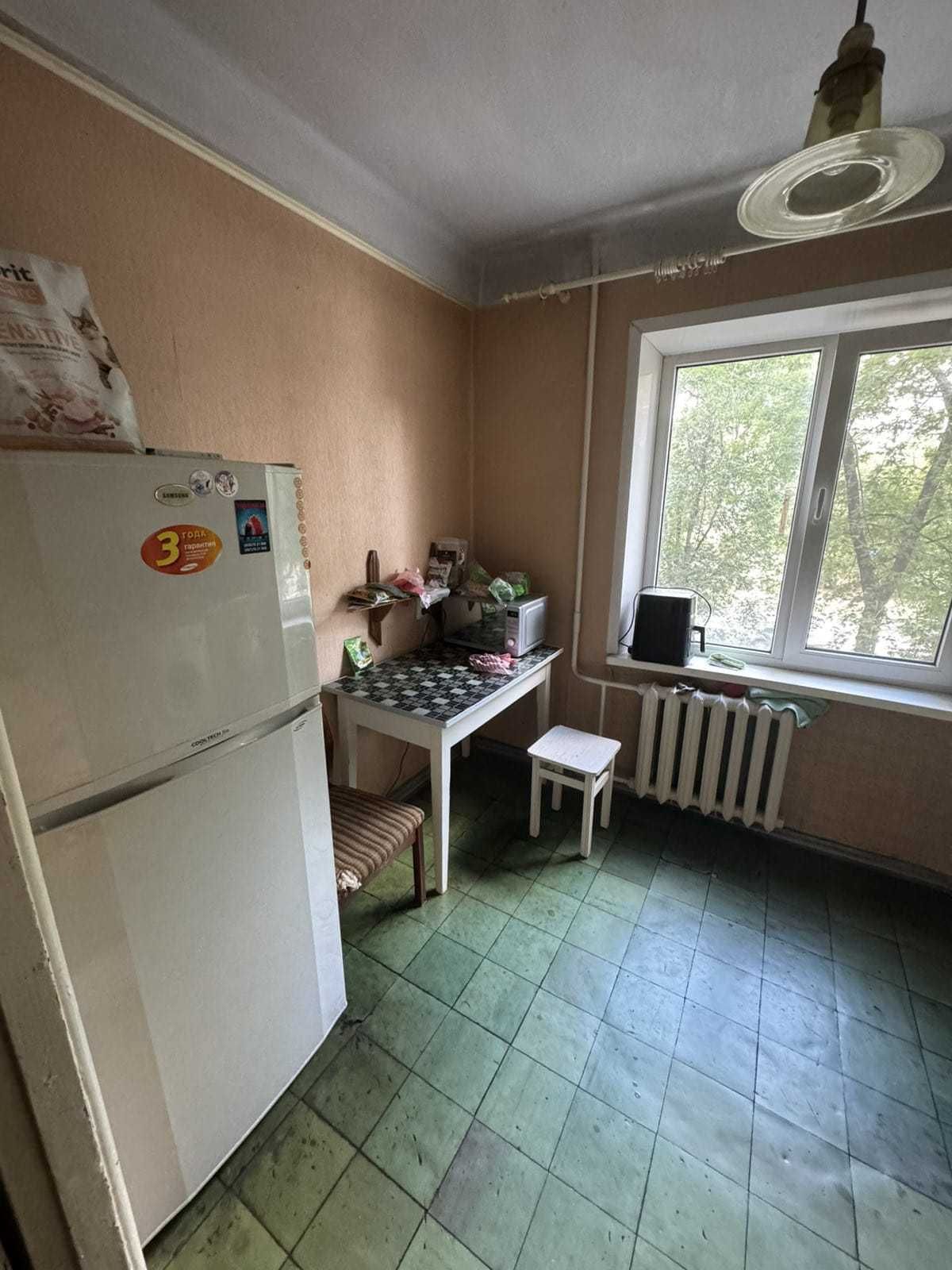 Продам 1-к квартиру Александровский район, ул. Школьная, район СШ № 1