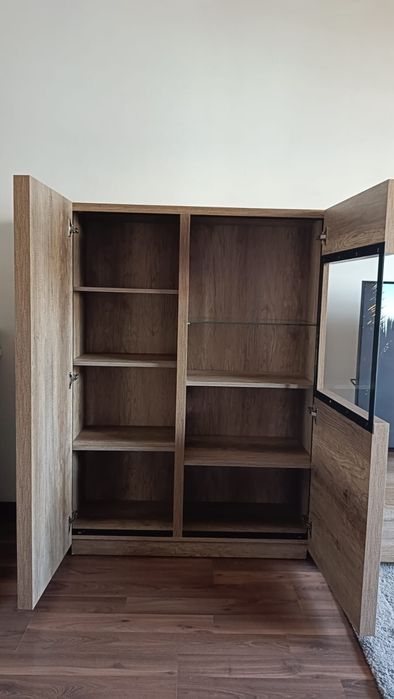 Nowoczesne komody komplet mebli