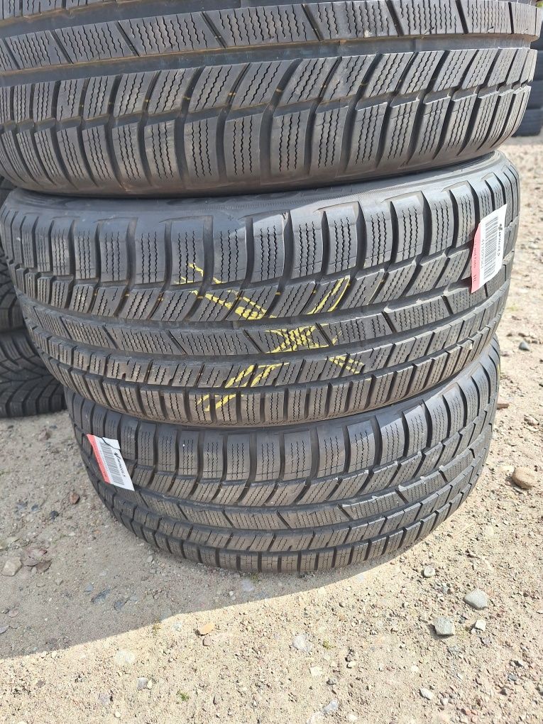 Opony zimowe Toyo snowprox s954  225 45 r19