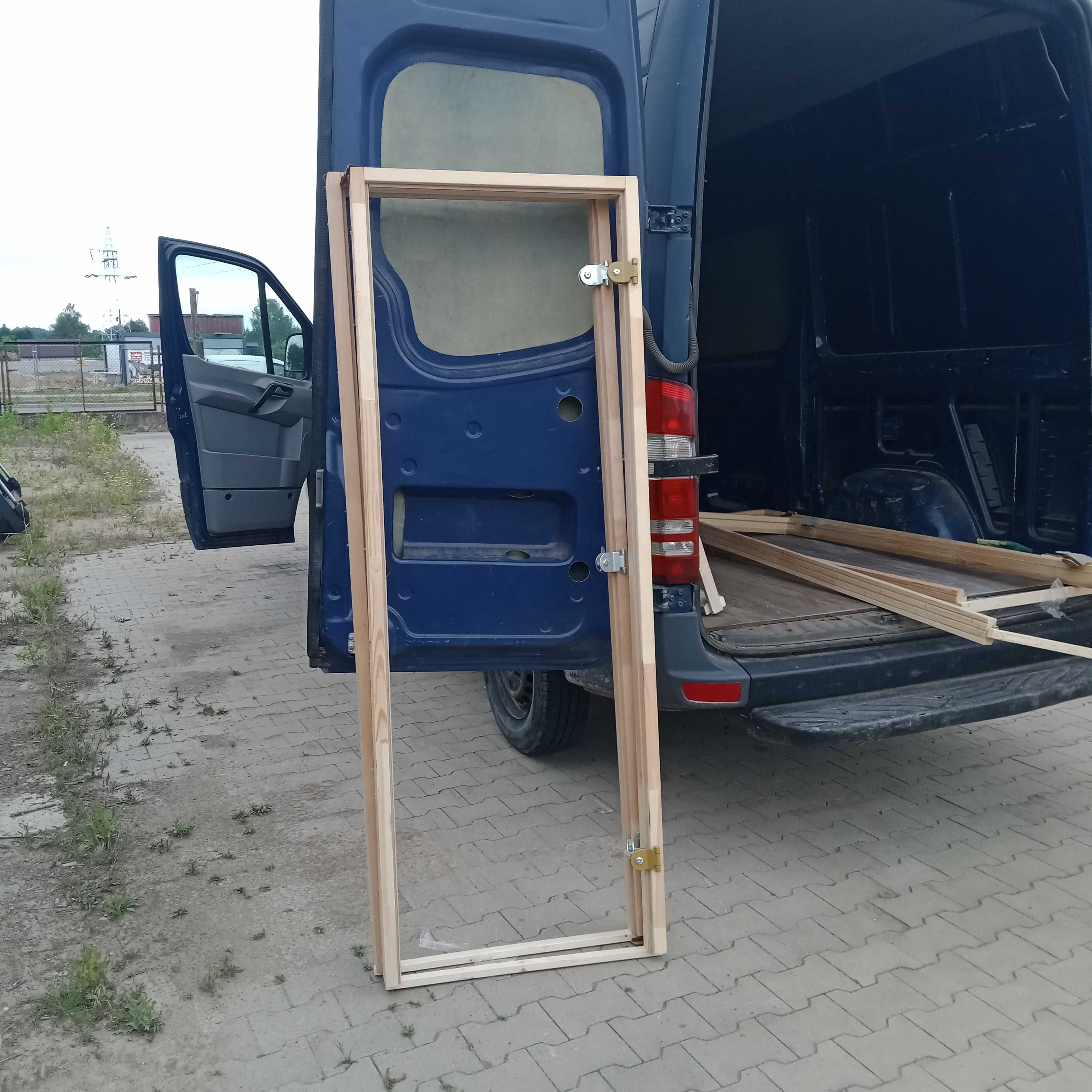 Futryna drewniana klejona do sauny domku