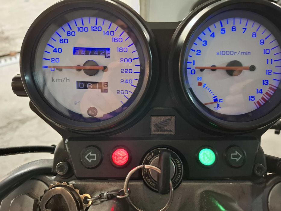 Honda Hornet 600CC Carta A2 (25kW)