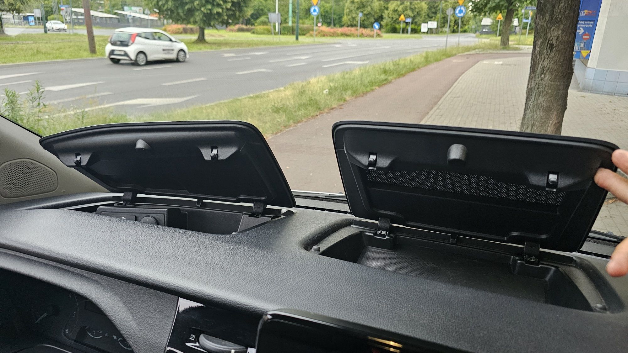 Wynajmę Ford Turneo Custom  | 8 osób 170km automat acc kamerą cofania
