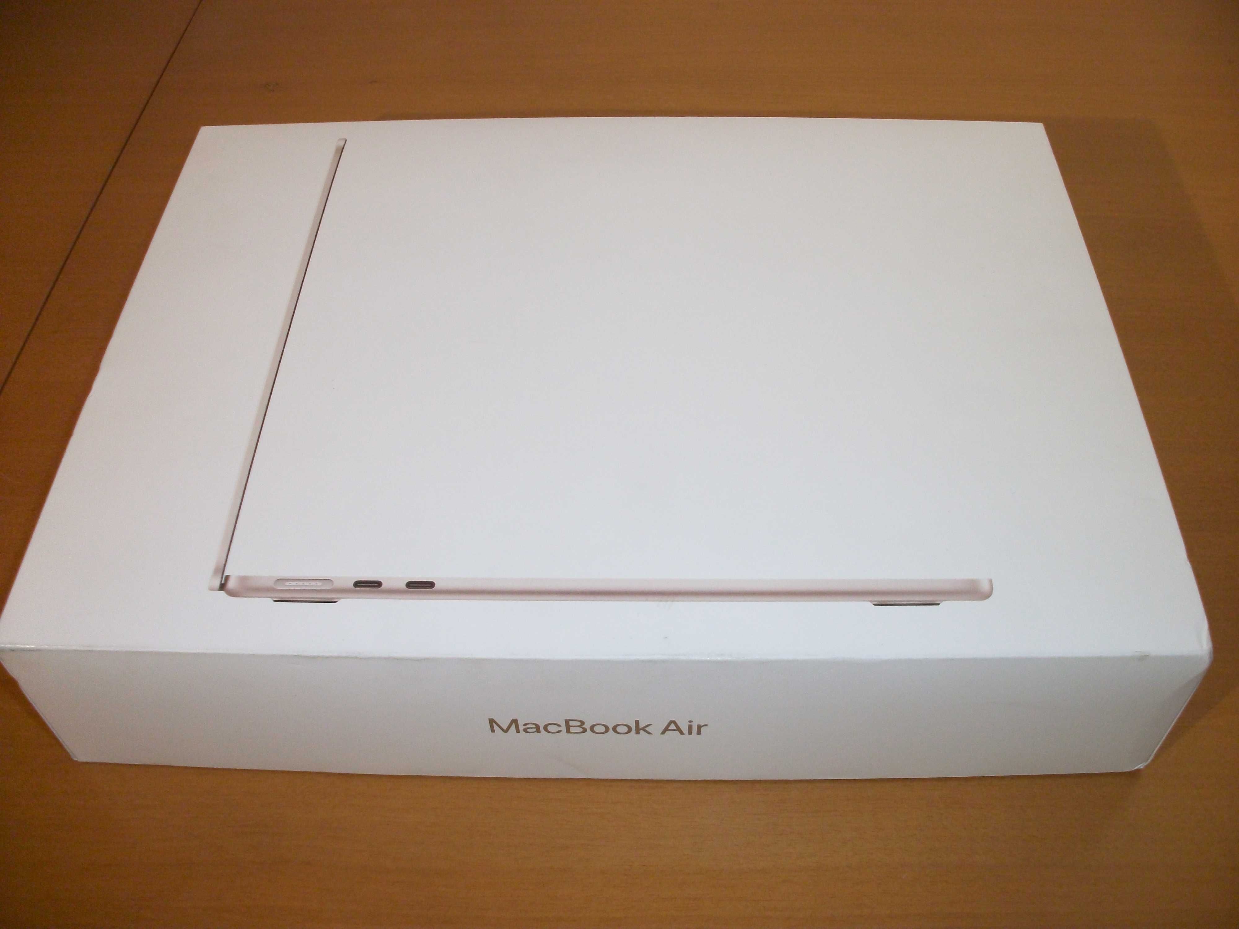 Só caixa para MacBook Air 13 M3 8c/8c 8Gb 256Gb