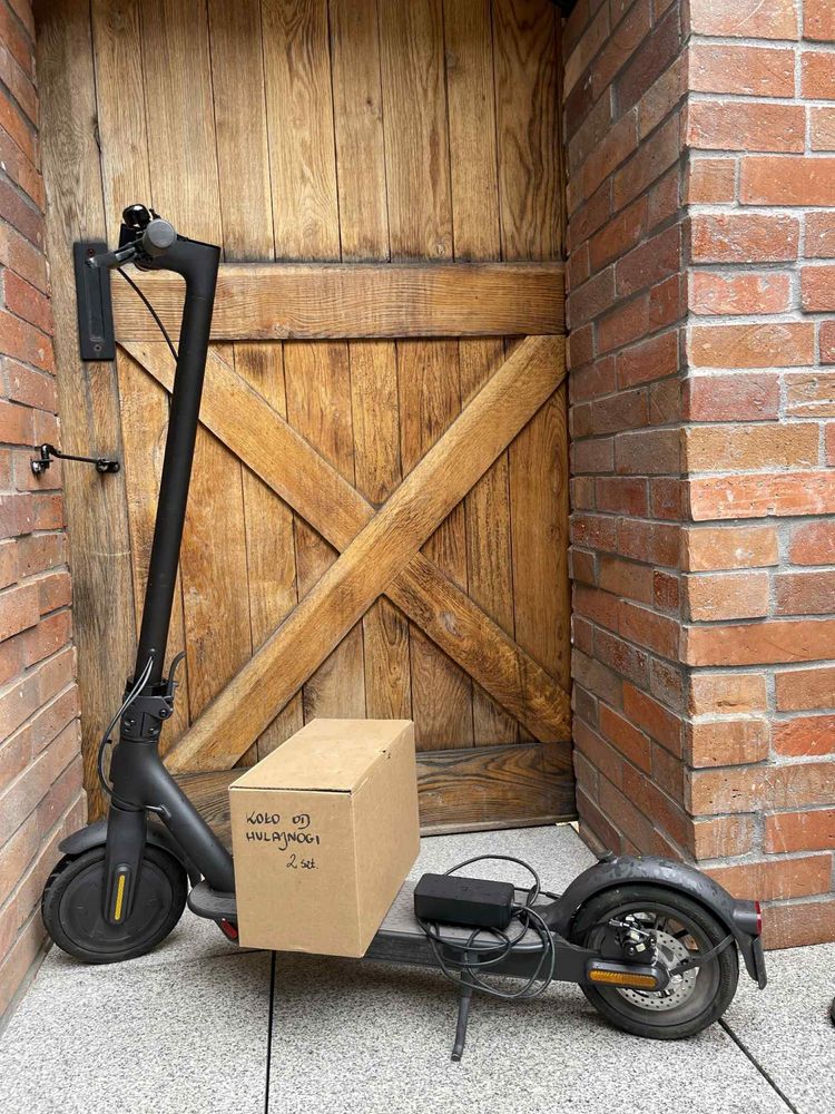 Hulajnoga Xiaomi Mi Electric Scooter