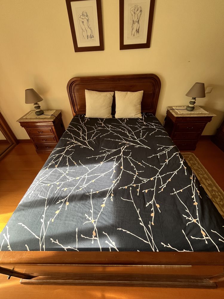 Cama+colchão+mesas