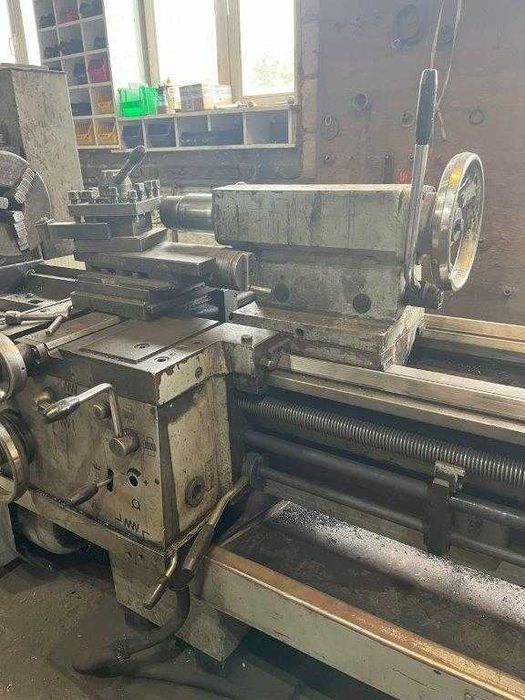 Tokarka przemysłowa z długim łożem - likwidacja zakładu mechanicznego