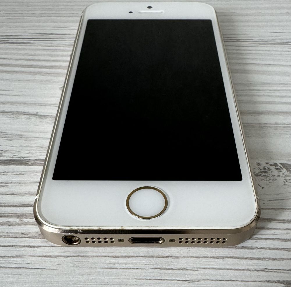 IPhone 5s gold на 16 gb