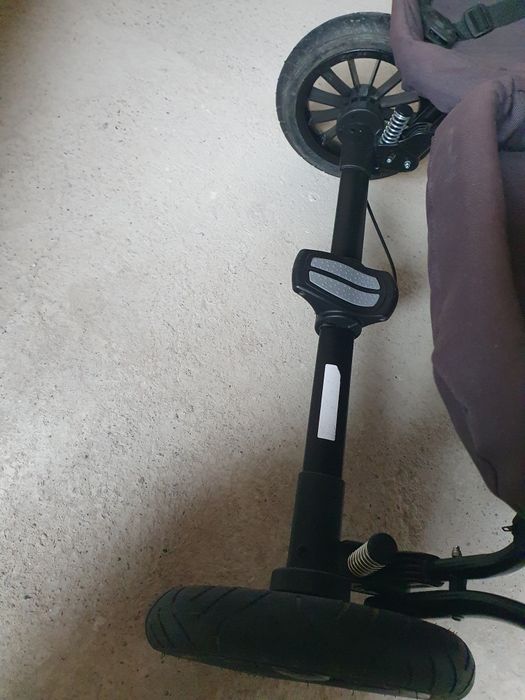 Дитяча коляска для двійні