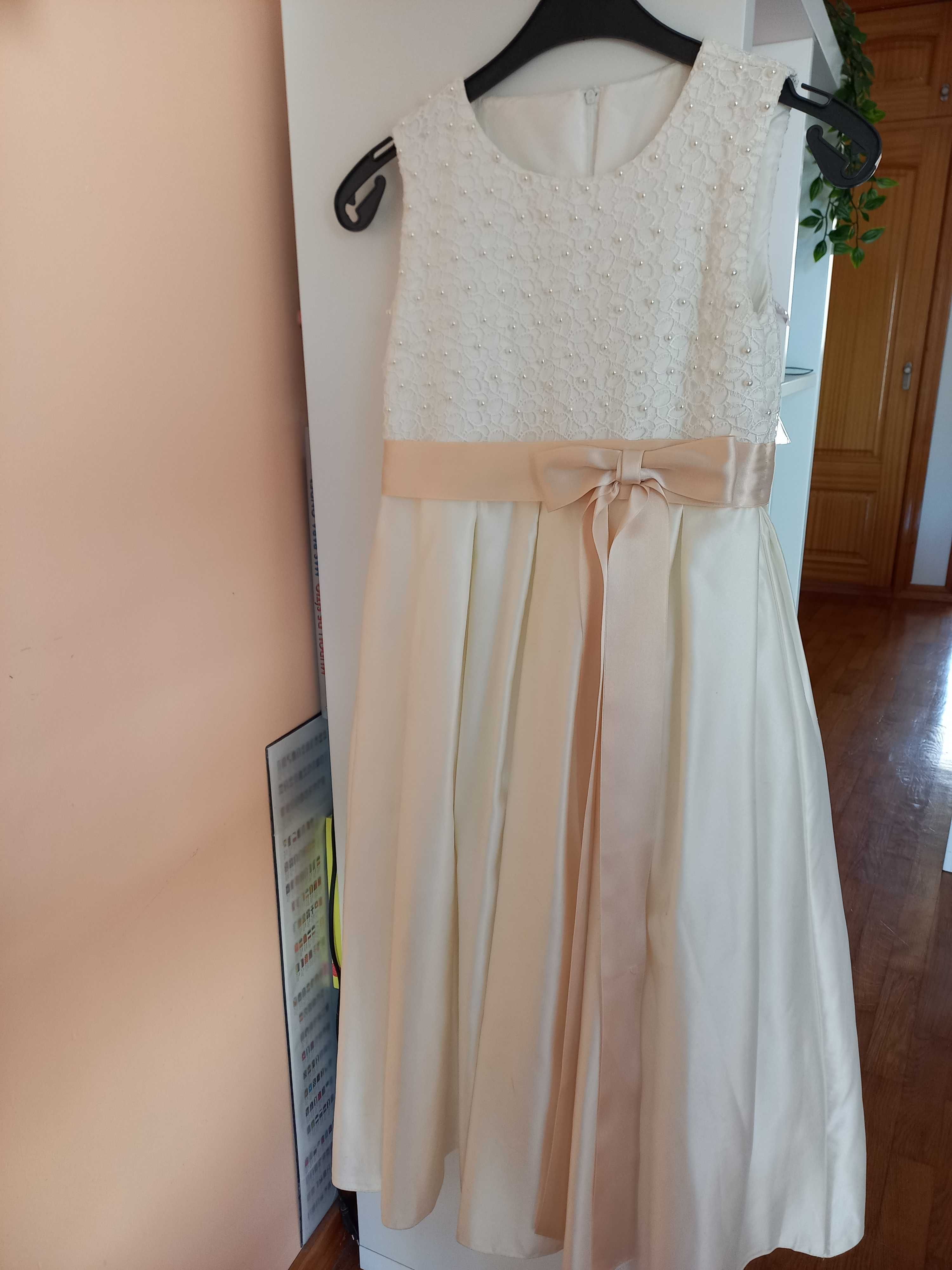 Vestido cerimonia menina