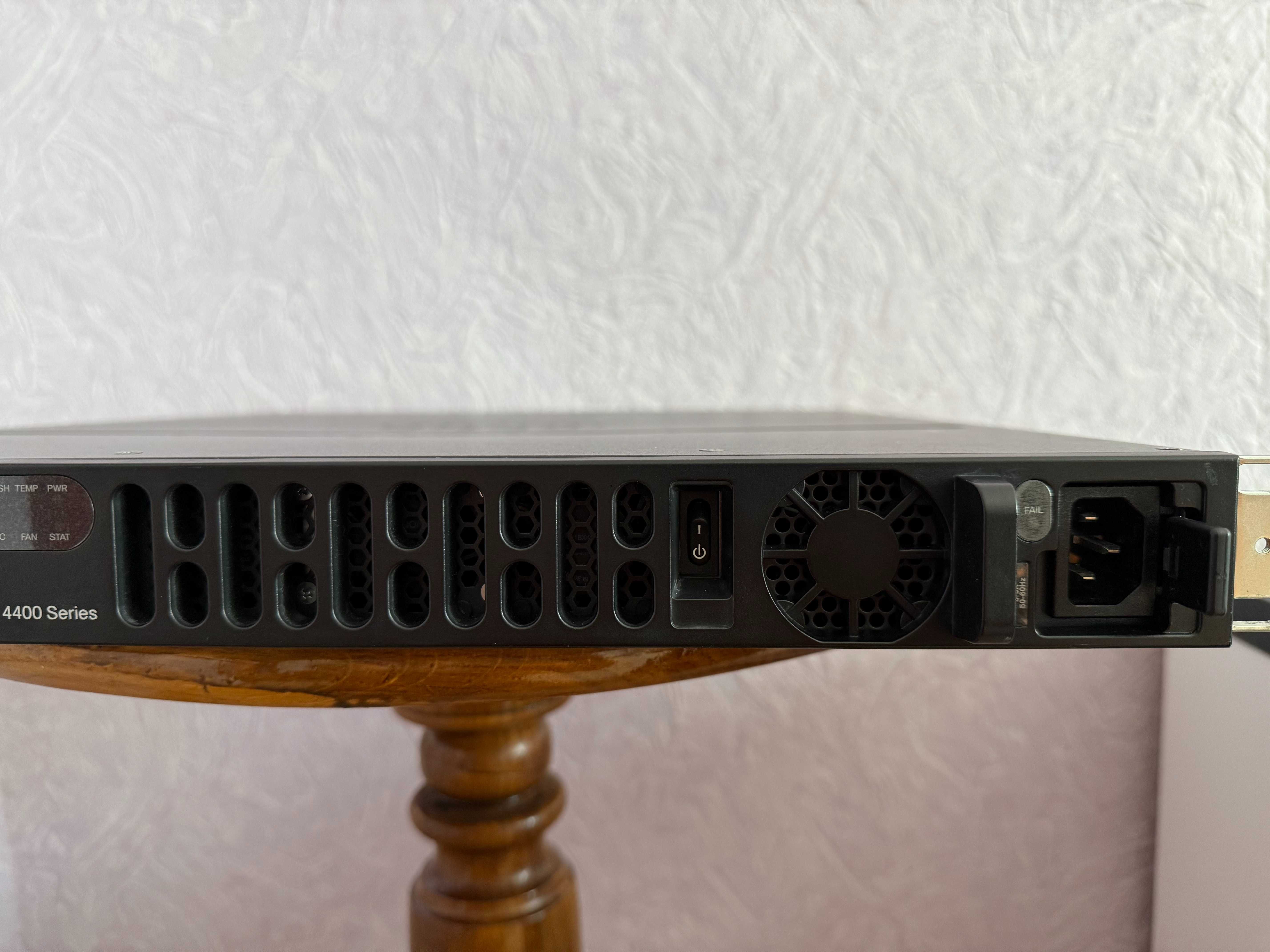 Маршрутизаторы Cisco ISR 4431-SEC/K9 HSEC Нал/безнал