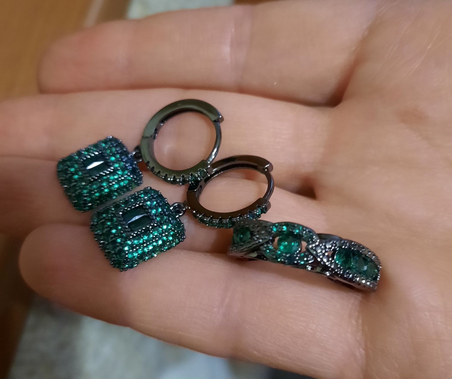 Новые Серьги, кольца, комплекты