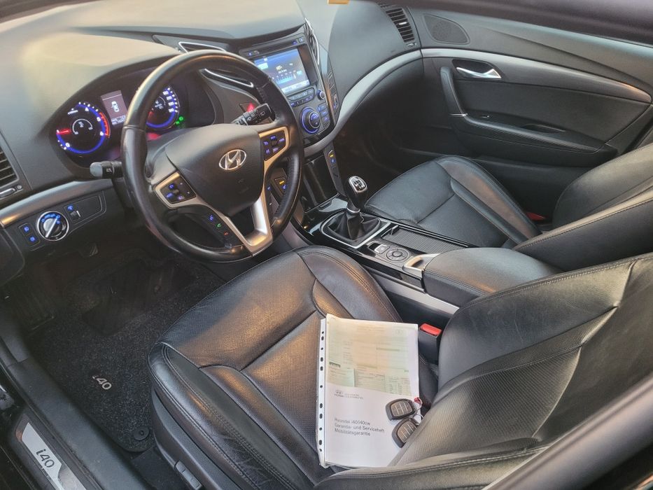Hyundai i40 kombi  1.7 crdi 136km PREMIUM xenon skóra navi