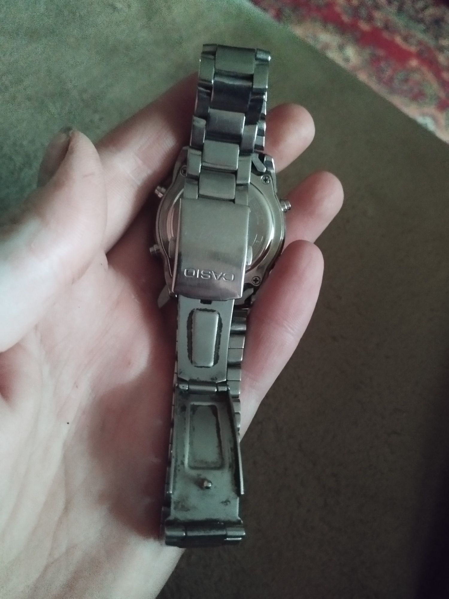 Продам часы Casio Edifice (оригинал) не работают