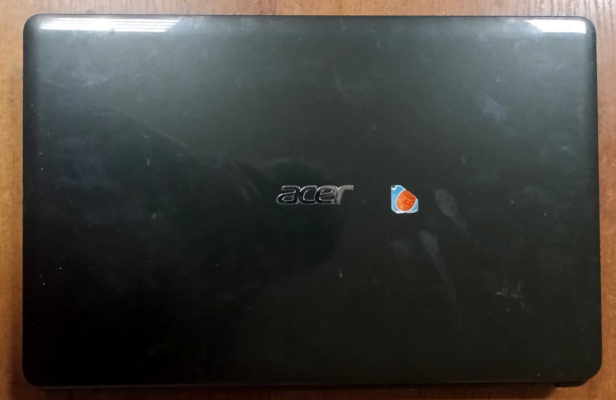 Ноутбук 15.6" Acer Aspire E1-521-1120G32Mnks Black+Silver