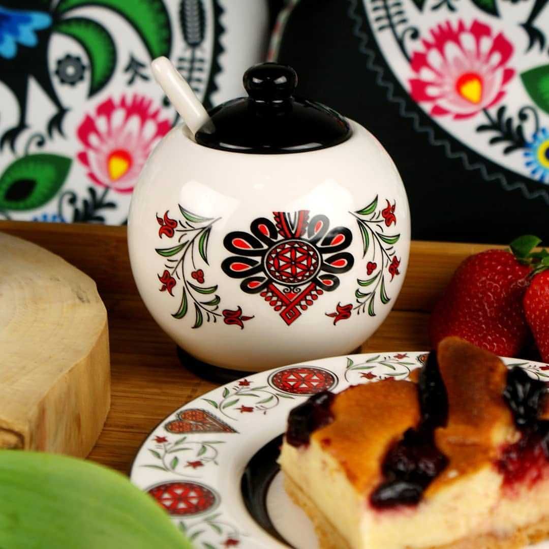 Ceramiczna Cukiernica z Góralską Parzenicą – Czarna Przykrywka