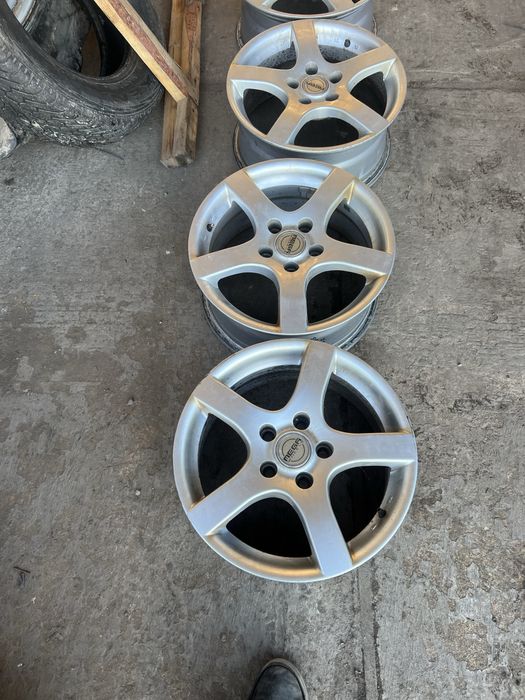 Диски 5/114.3 р 17