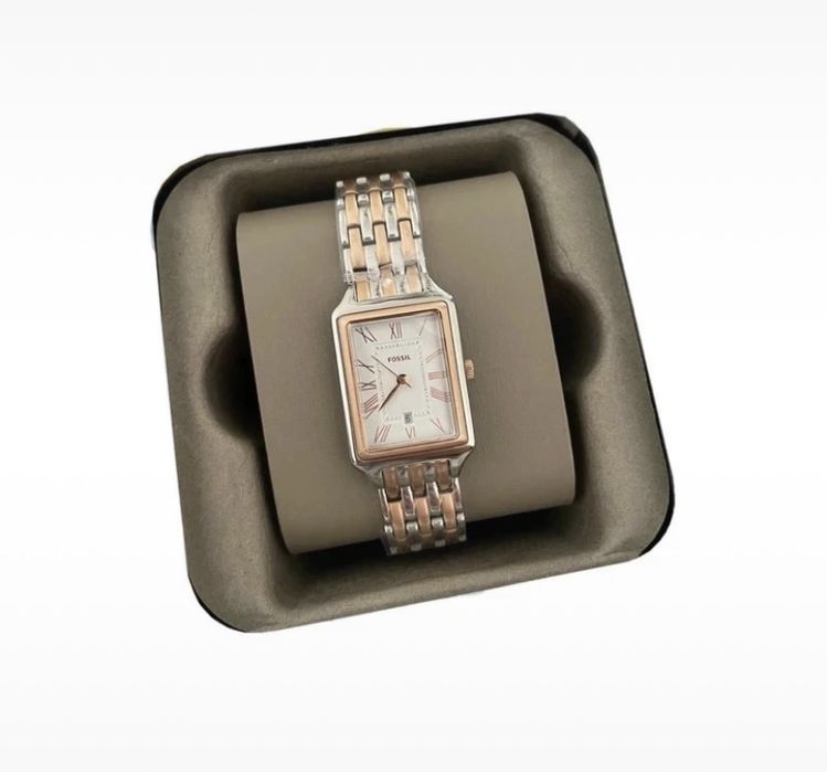 Rélogio Furla dourado e prateado novo