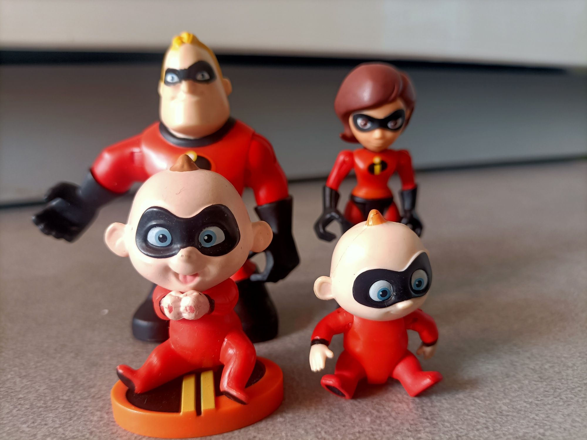 Iniemamocni figurki z bajki