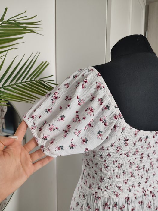 House sukienka biała w kwiatuszki letnia długa MIDI rozmiar 36 S