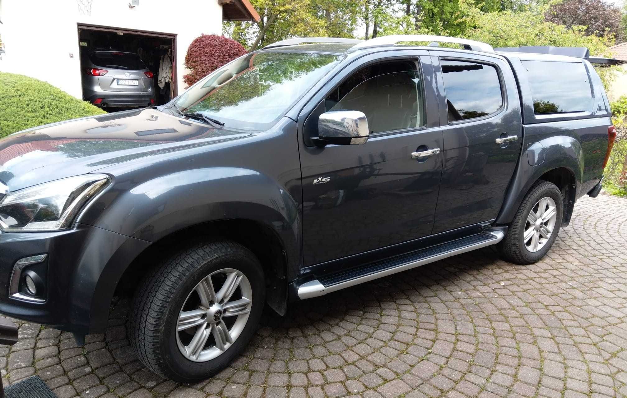 Isuzu D-Max 1.9 DC LSX, automat, pełna zabudowa, 2017r