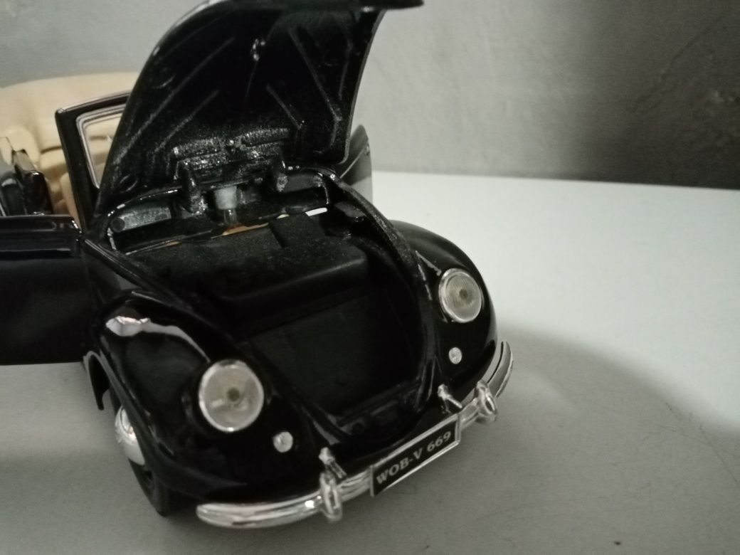 Miniaturas de carros 1.18