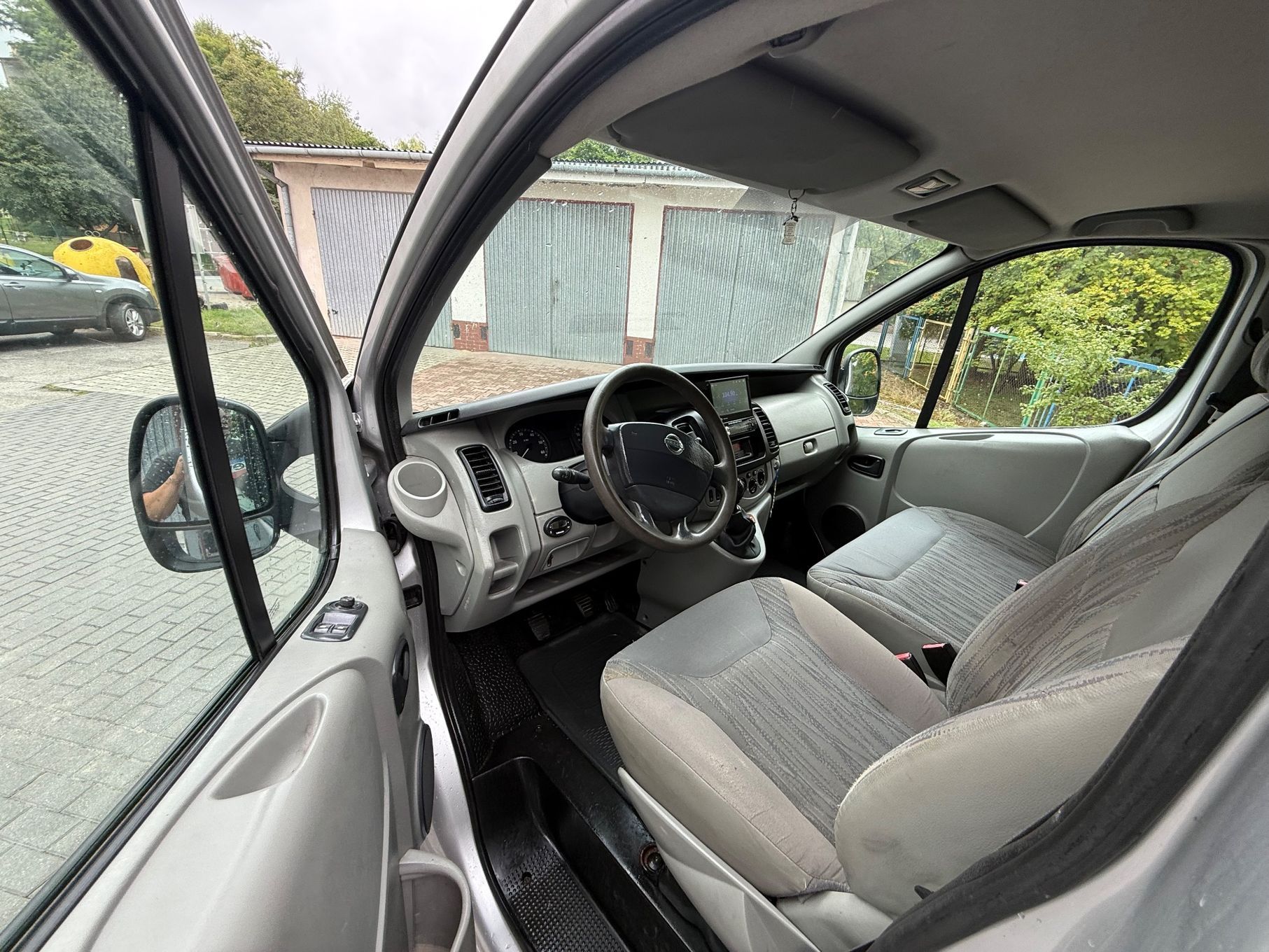 Nissan Primastar  Nissan Primastar vivaro Trafic Lift 2.0dci klimatyzacja kamera nawigac