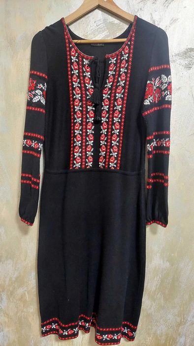 Продам сукню в українському стилі