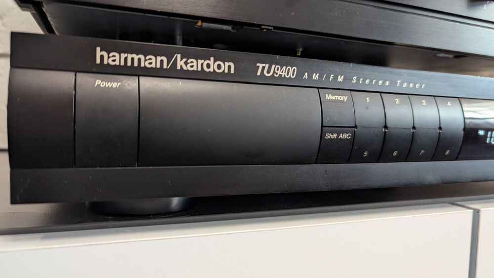 FM стерео тюнер Harman/Kardon TU9400